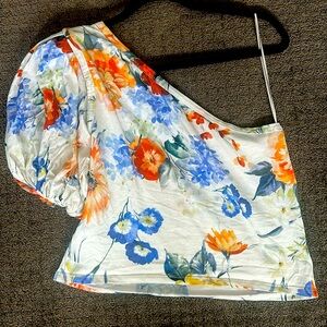 Express One shoulder floral top, Medium